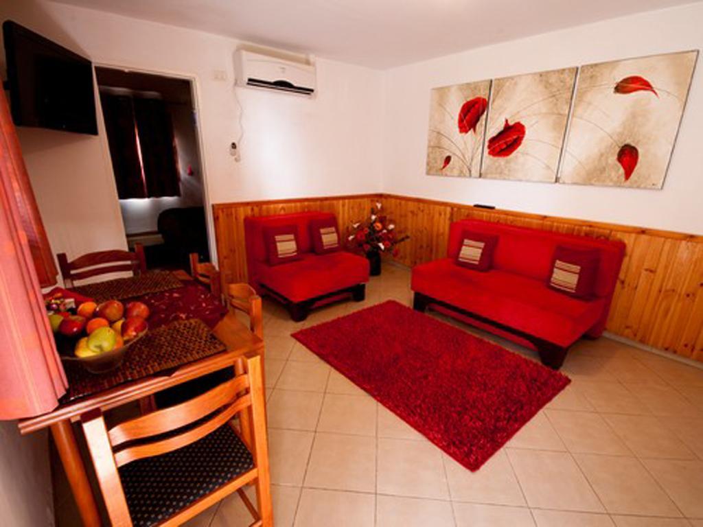 Elimelech Bapardes Vila Sheʼar Yashuv Quarto foto