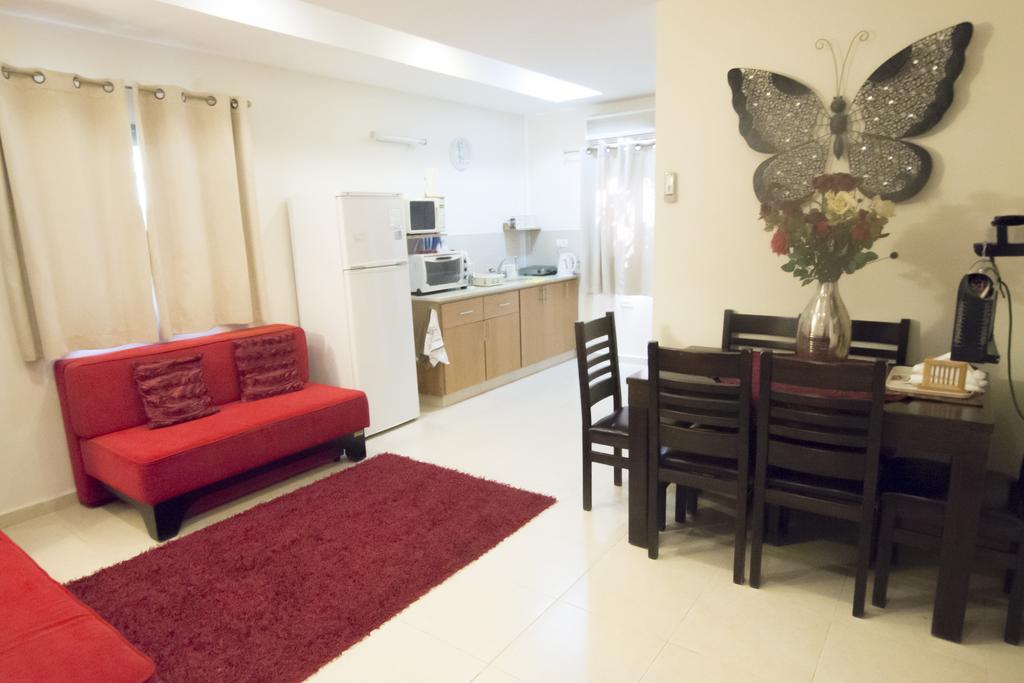 Elimelech Bapardes Vila Sheʼar Yashuv Exterior foto
